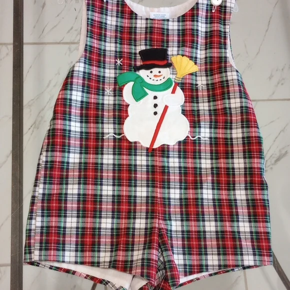 CHRISTMAS PJ'S & CLOTHES - Picture 6 of 7